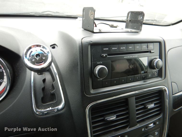 image for item HL9465 2013 Dodge Grand Caravan  handicap accessible van