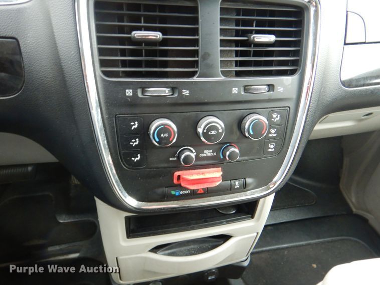 image for item HL9465 2013 Dodge Grand Caravan  handicap accessible van