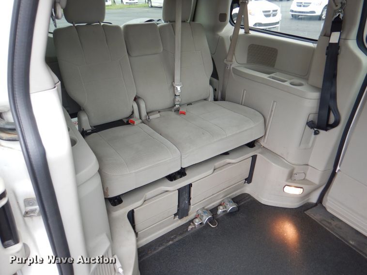 image for item HL9465 2013 Dodge Grand Caravan  handicap accessible van