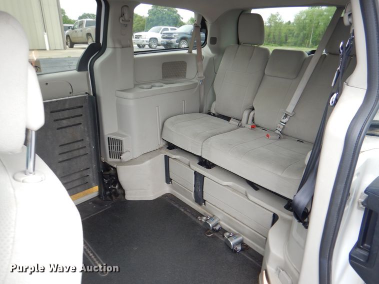 image for item HL9465 2013 Dodge Grand Caravan  handicap accessible van