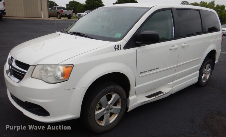 image for item HL9466 2013 Dodge Grand Caravan  handicap accessible van