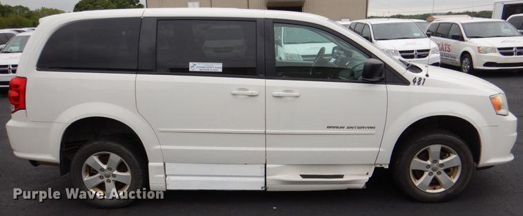 image for item HL9466 2013 Dodge Grand Caravan  handicap accessible van