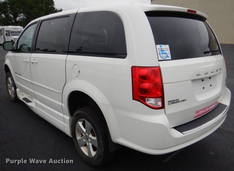image for item HL9466 2013 Dodge Grand Caravan  handicap accessible van