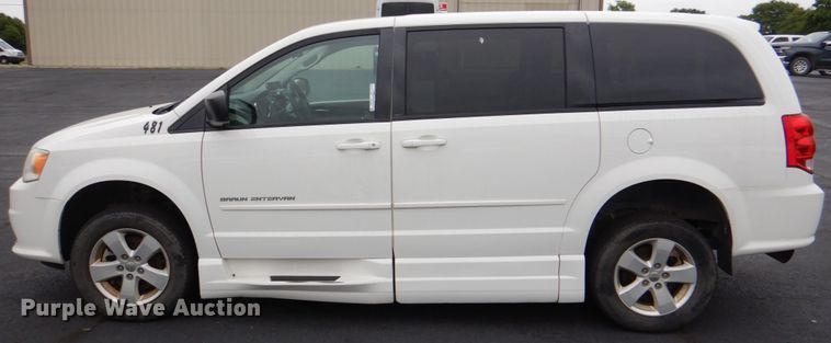 image for item HL9466 2013 Dodge Grand Caravan  handicap accessible van