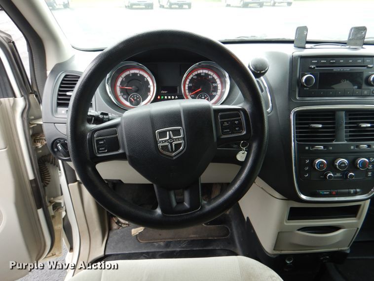 image for item HL9466 2013 Dodge Grand Caravan  handicap accessible van