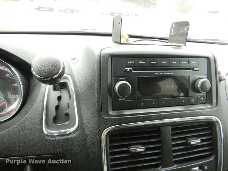 image for item HL9466 2013 Dodge Grand Caravan  handicap accessible van