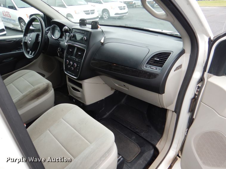 image for item HL9466 2013 Dodge Grand Caravan  handicap accessible van