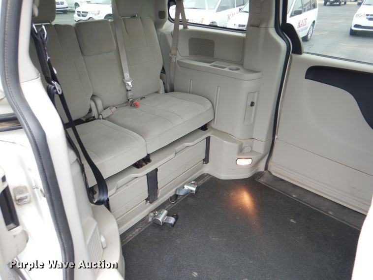image for item HL9466 2013 Dodge Grand Caravan  handicap accessible van