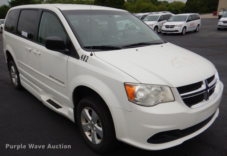 image for item HL9467 2013 Dodge Grand Caravan  handicap accessible van