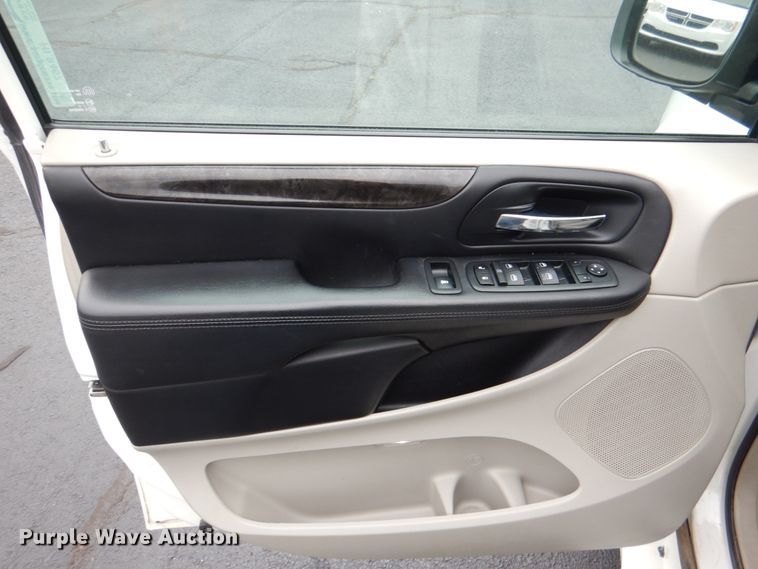 image for item HL9467 2013 Dodge Grand Caravan  handicap accessible van