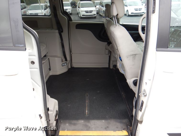 image for item HL9467 2013 Dodge Grand Caravan  handicap accessible van