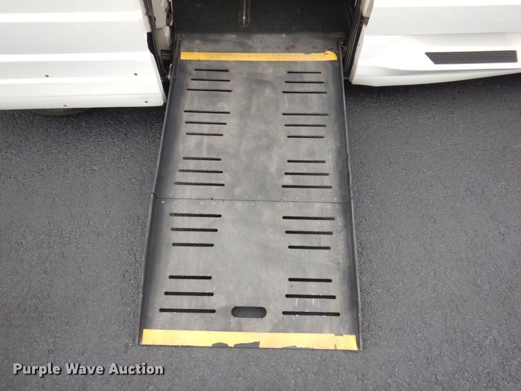 image for item HL9467 2013 Dodge Grand Caravan  handicap accessible van