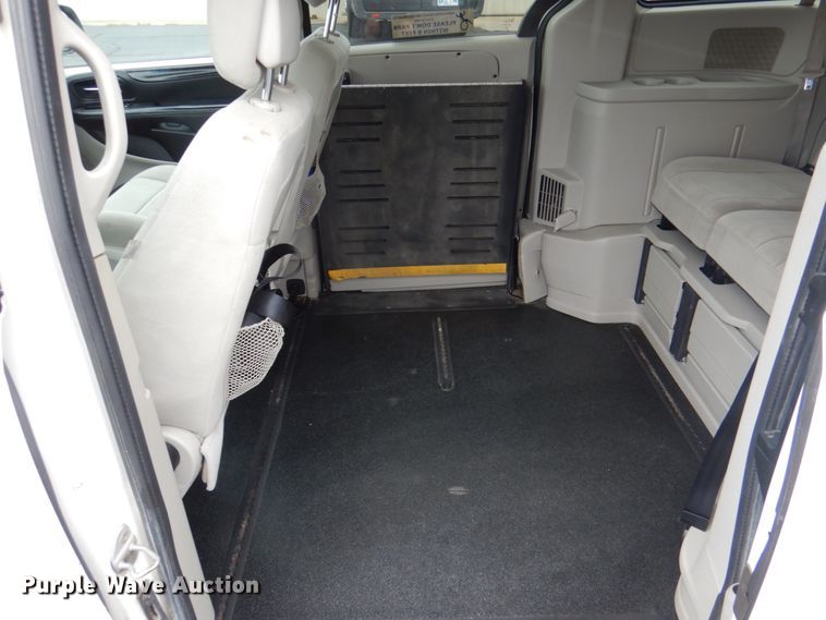 image for item HL9467 2013 Dodge Grand Caravan  handicap accessible van