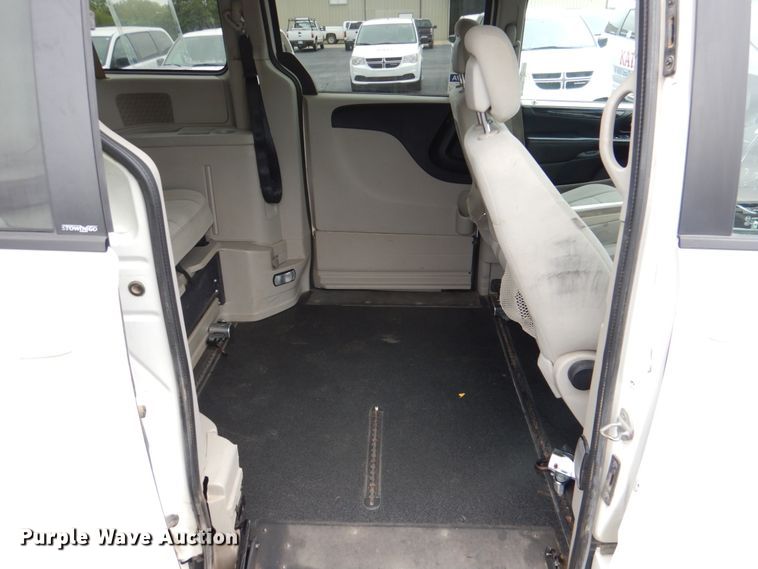 image for item HL9468 2013 Dodge Grand Caravan  handicap accessible van