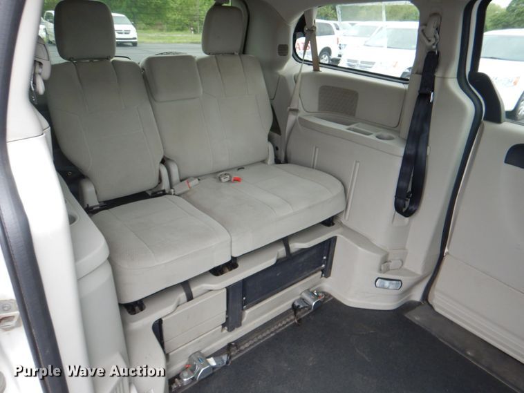 image for item HL9468 2013 Dodge Grand Caravan  handicap accessible van