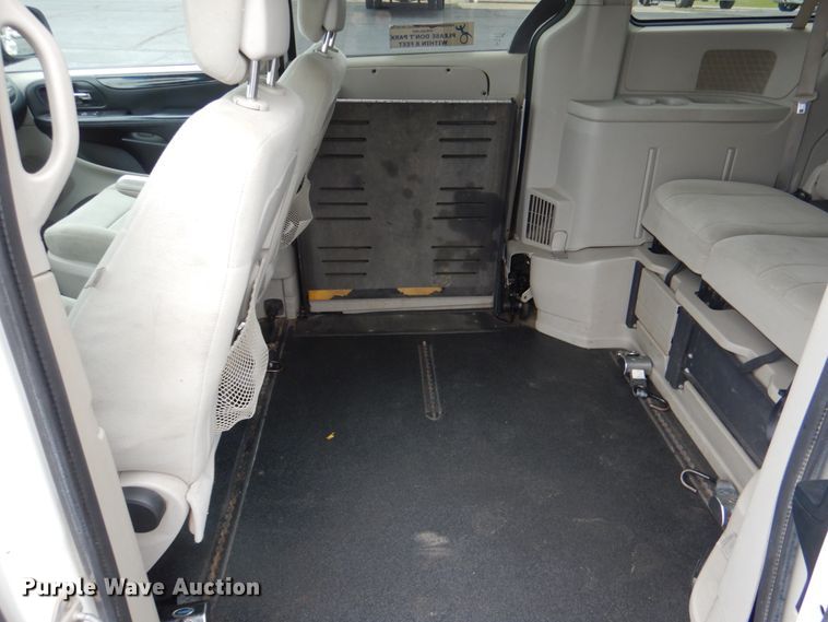 image for item HL9468 2013 Dodge Grand Caravan  handicap accessible van