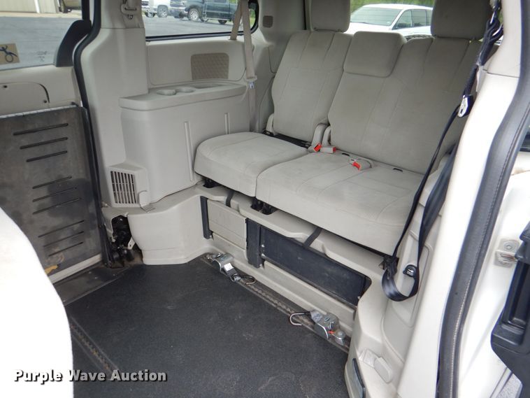 image for item HL9468 2013 Dodge Grand Caravan  handicap accessible van