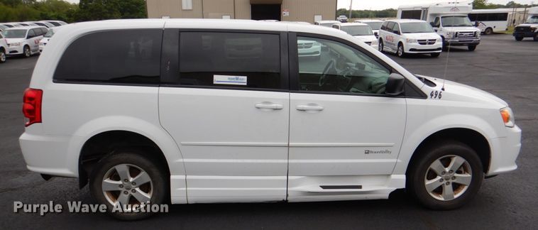 image for item HL9469 2014 Dodge Grand Caravan  handicap accessible van