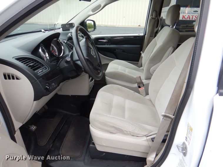 image for item HL9469 2014 Dodge Grand Caravan  handicap accessible van