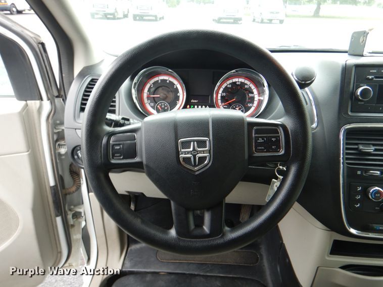 image for item HL9469 2014 Dodge Grand Caravan  handicap accessible van