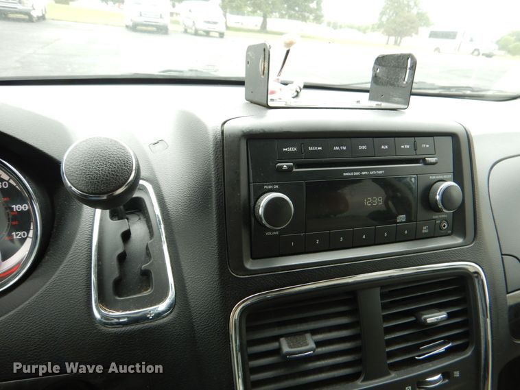 image for item HL9469 2014 Dodge Grand Caravan  handicap accessible van