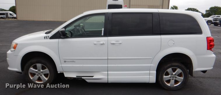 image for item HL9470 2014 Dodge Grand Caravan  handicap accessible van