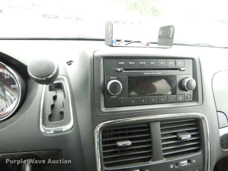 image for item HL9470 2014 Dodge Grand Caravan  handicap accessible van