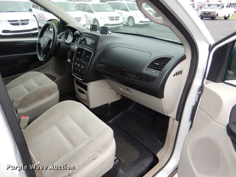 image for item HL9470 2014 Dodge Grand Caravan  handicap accessible van