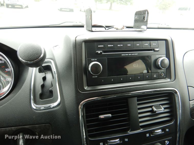 image for item HL9471 2014 Dodge Grand Caravan  handicap accessible van