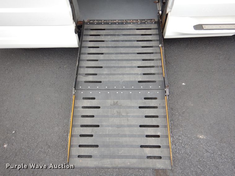 image for item HL9471 2014 Dodge Grand Caravan  handicap accessible van