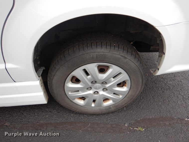 image for item HL9471 2014 Dodge Grand Caravan  handicap accessible van