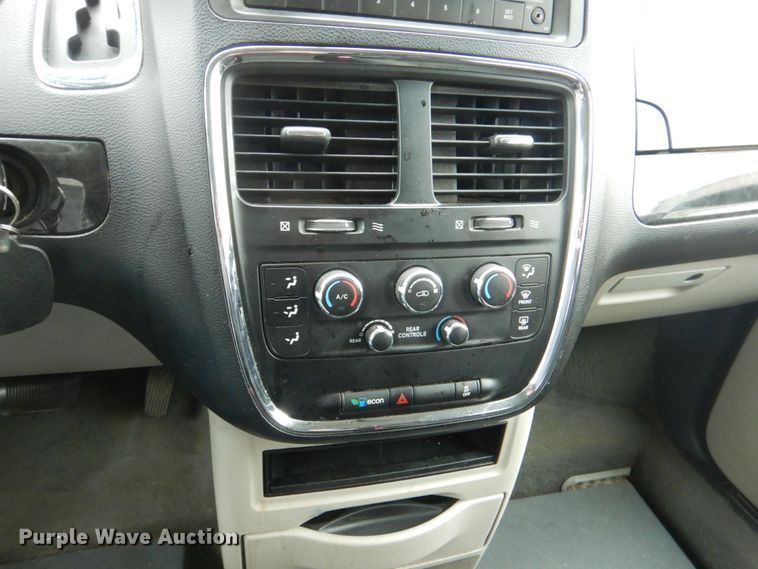 image for item HL9472 2015 Dodge Grand Caravan  handicap accessible van