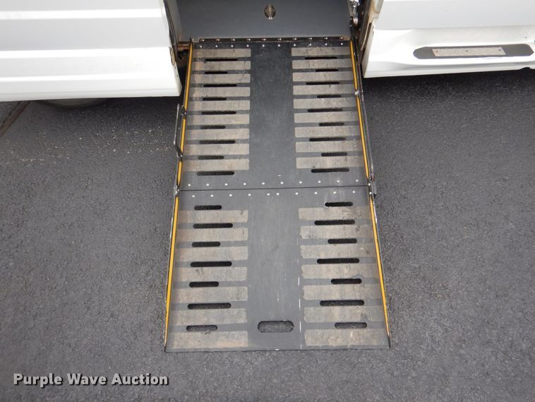 image for item HL9472 2015 Dodge Grand Caravan  handicap accessible van