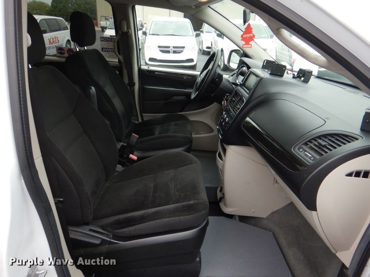 image for item HL9474 2017 Dodge Grand Caravan  handicap accessible van