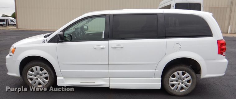 image for item HL9475 2015 Dodge Grand Caravan  handicap accessible van