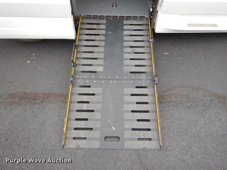 image for item HL9475 2015 Dodge Grand Caravan  handicap accessible van