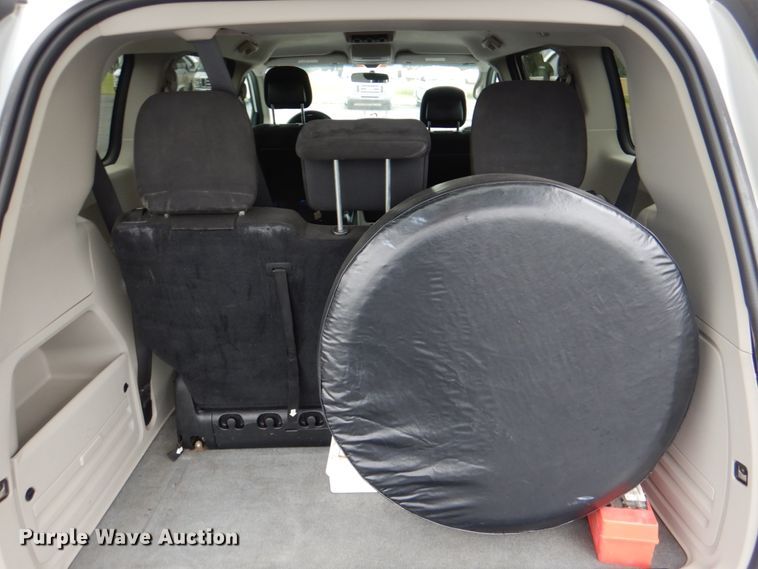 image for item HL9475 2015 Dodge Grand Caravan  handicap accessible van