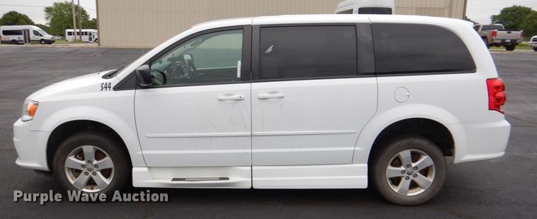 image for item HL9476 2016 Dodge Grand Caravan  handicap accessible van