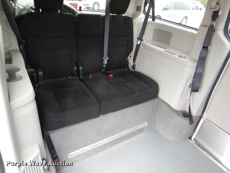 image for item HL9476 2016 Dodge Grand Caravan  handicap accessible van
