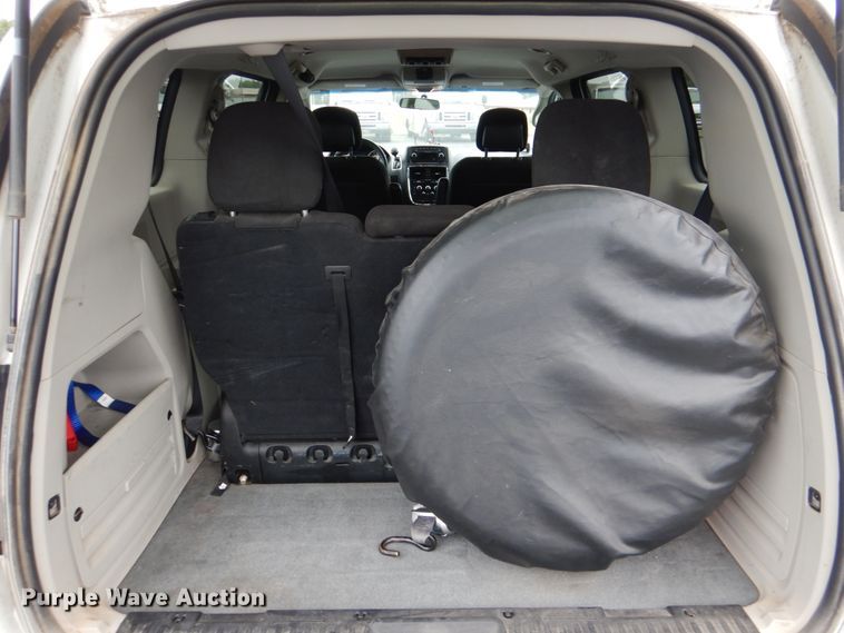 image for item HL9476 2016 Dodge Grand Caravan  handicap accessible van