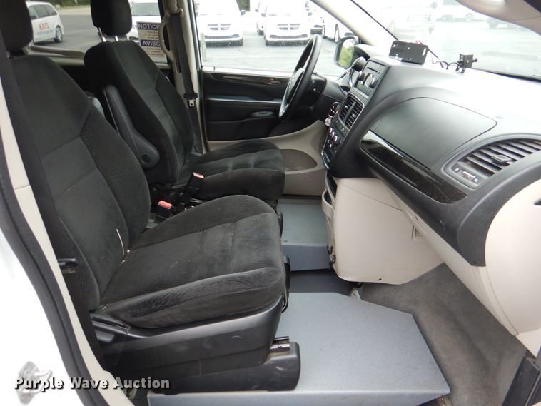 image for item HL9477 2016 Dodge Grand Caravan  handicap accessible van