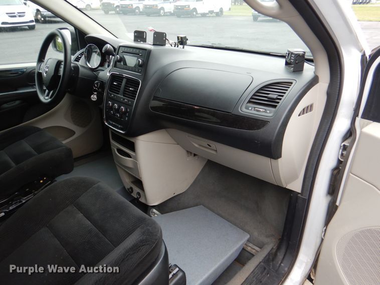 image for item HL9477 2016 Dodge Grand Caravan  handicap accessible van