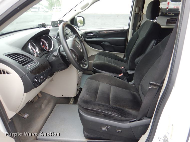 image for item HL9478 2016 Dodge Grand Caravan  handicap accessible van