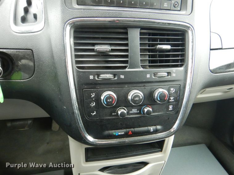 image for item HL9478 2016 Dodge Grand Caravan  handicap accessible van