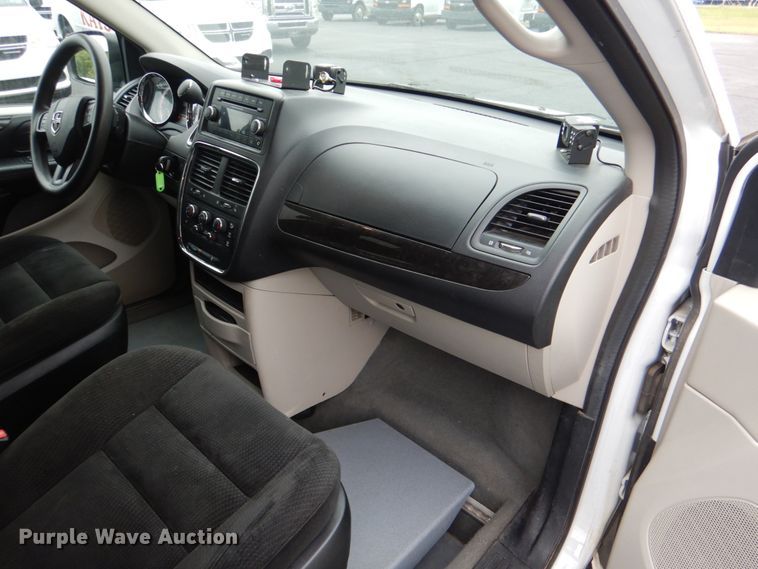 image for item HL9478 2016 Dodge Grand Caravan  handicap accessible van