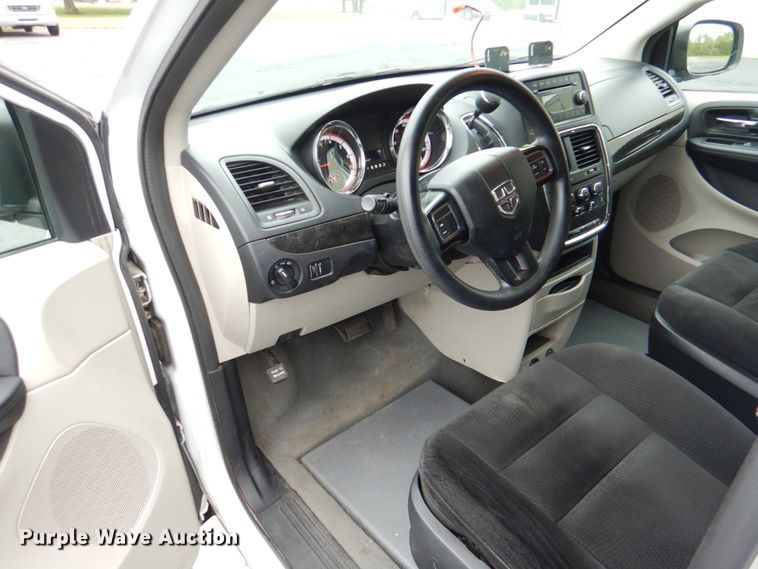 image for item HL9479 2015 Dodge Grand Caravan  handicap accessible van