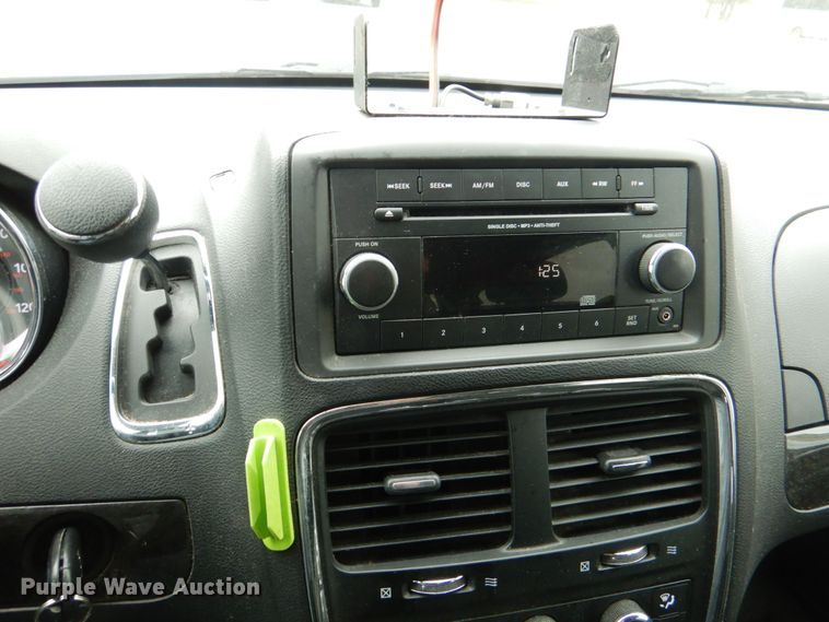 image for item HL9479 2015 Dodge Grand Caravan  handicap accessible van