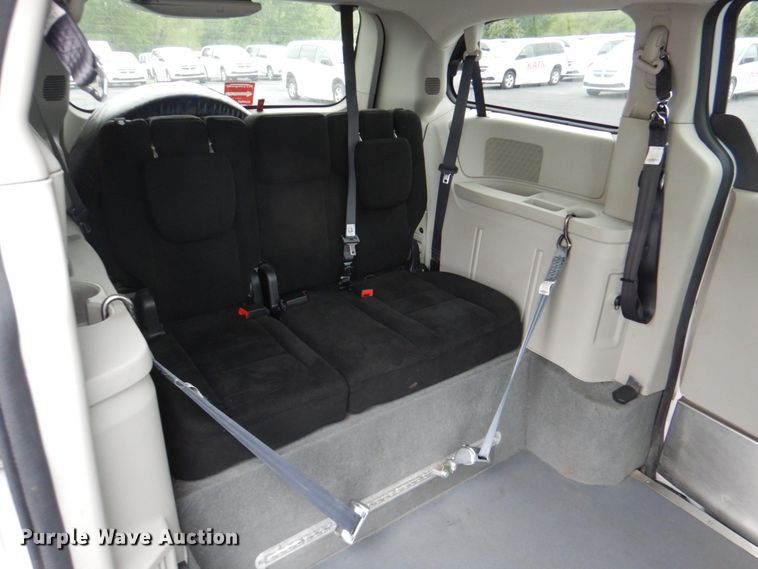 image for item HL9479 2015 Dodge Grand Caravan  handicap accessible van