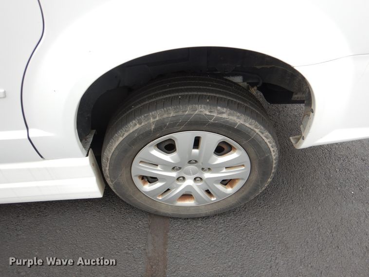 image for item HL9479 2015 Dodge Grand Caravan  handicap accessible van