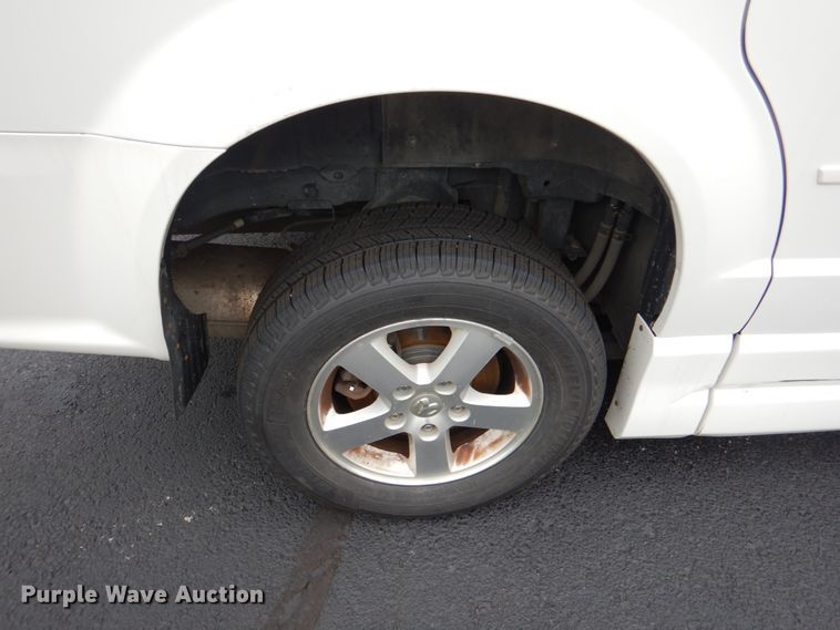 image for item HL9480 2011 Dodge Grand Caravan  handicap accessible van